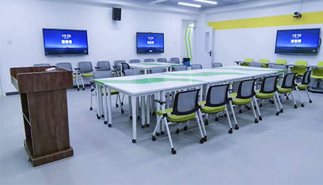 智能裝備孕育信息化人才